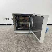 VWR Gravity Incubator image 3